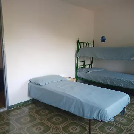 Point Pennavaire Апарт-отель Caprauna