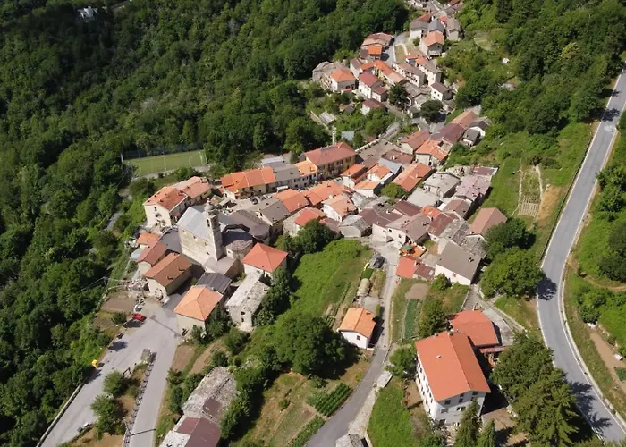 Point Pennavaire 3* Caprauna